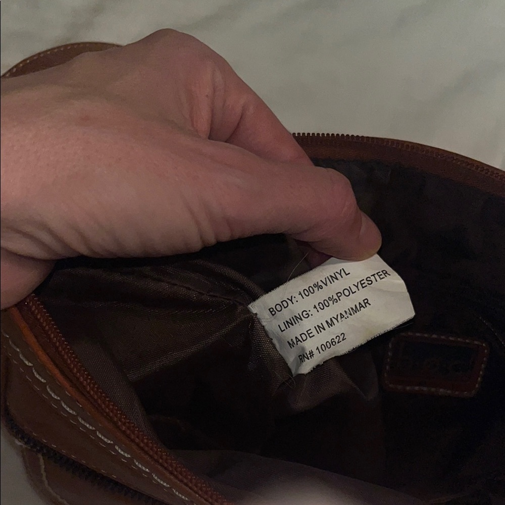 BOC BORN Brown vegan Leather Crossbody Bag EUC - Picture 11 of 11